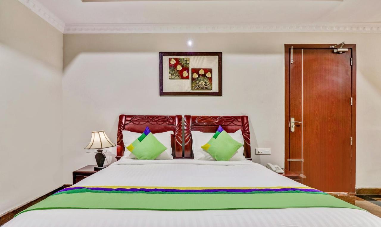 Treebo Symphony Hotels And Resorts Angamally Kizhake Chālakudi Εξωτερικό φωτογραφία